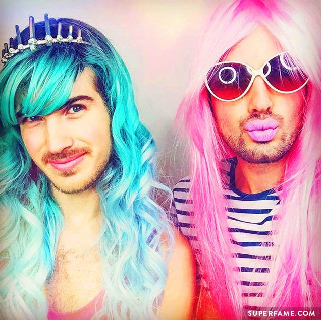 Joey and Daniel do drag. - joey-graceffa-daniel-christopher-drag-queen