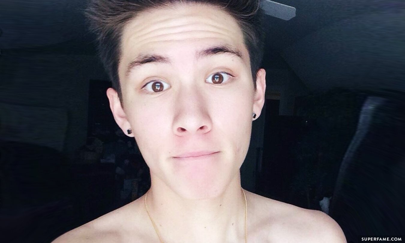 Heres How a Fan Got Chosen to Have Sex with Carter Reynolds - Superfame