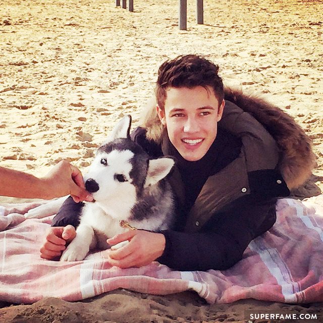 Cameron Dallas with puppy.