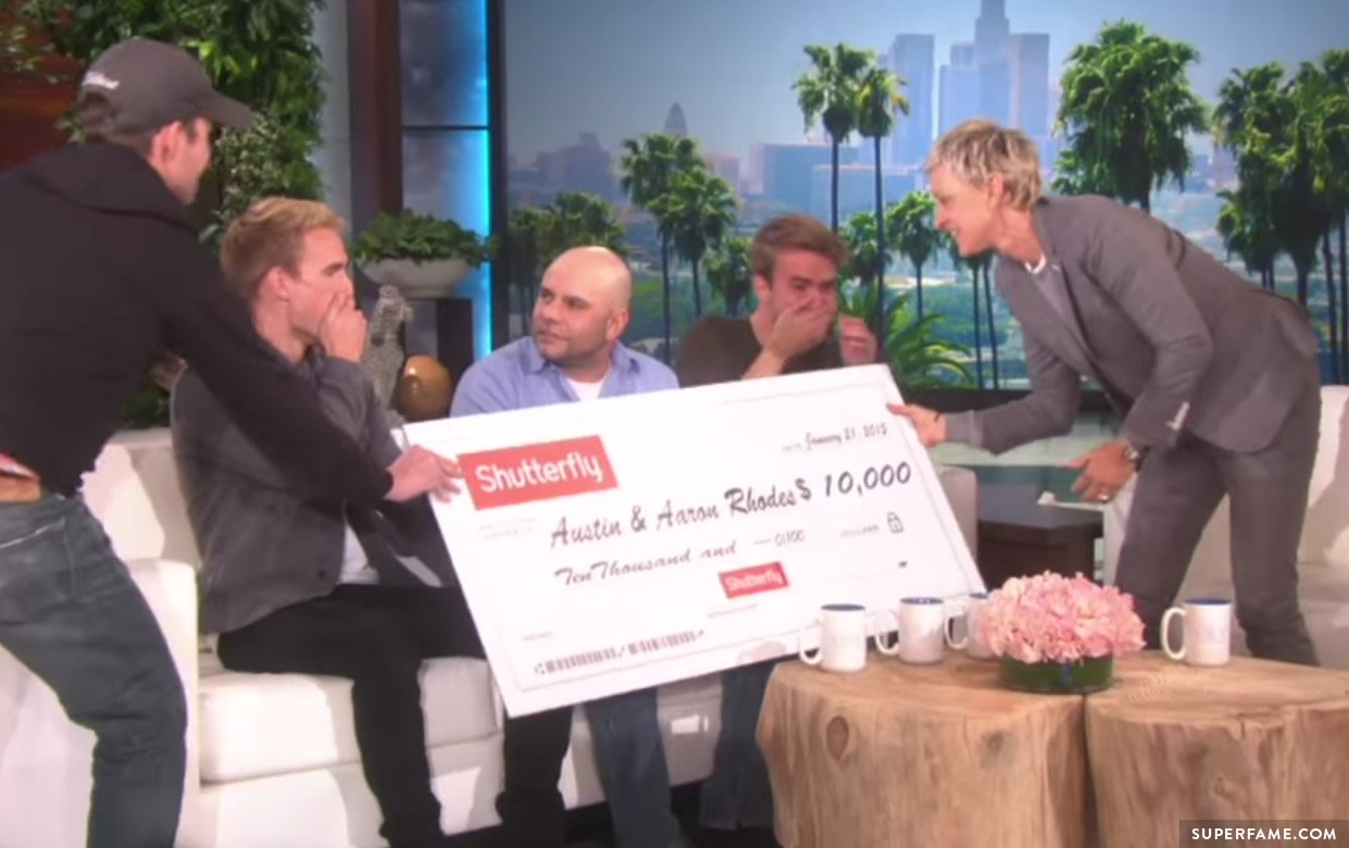 The Rhodes Bros get 10,000 dollars.