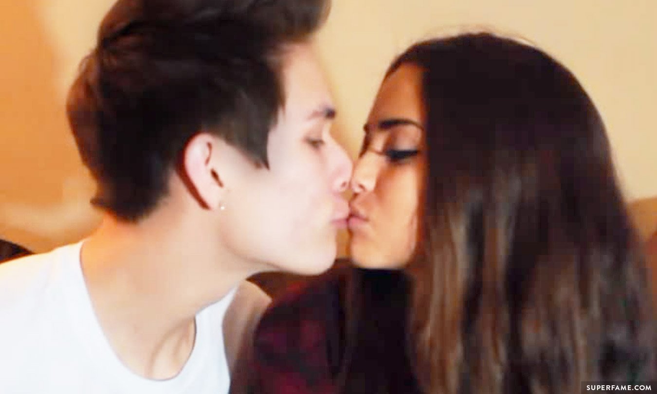 Carter Reynolds Kisses Ex-Girlfriend Maggie Lindemann 21 times on Video,  Fans Shocked - Superfame