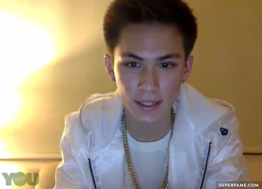 Carter Reynolds on YouNow.