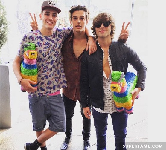 Wesley Stromberg with Kenny Holland and Sam Wilkinson.