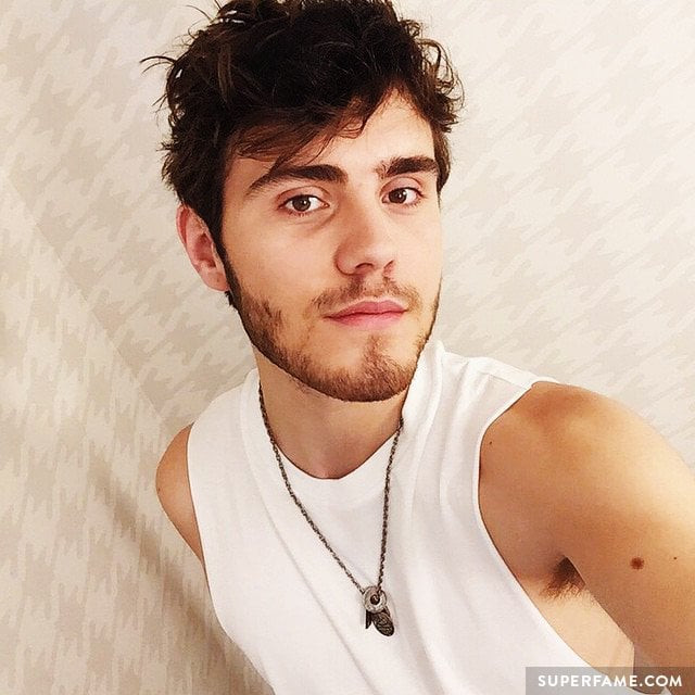 Alfie Deyes defended his friends over Vessel.