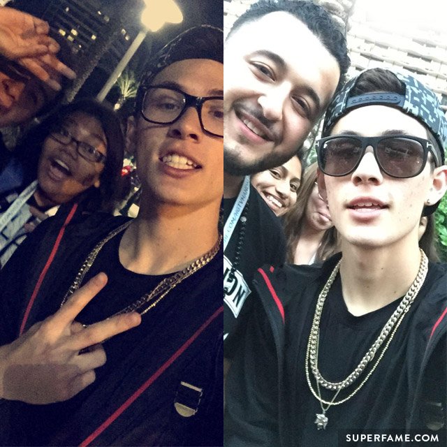 Carter Reynolds hangs out with fans.