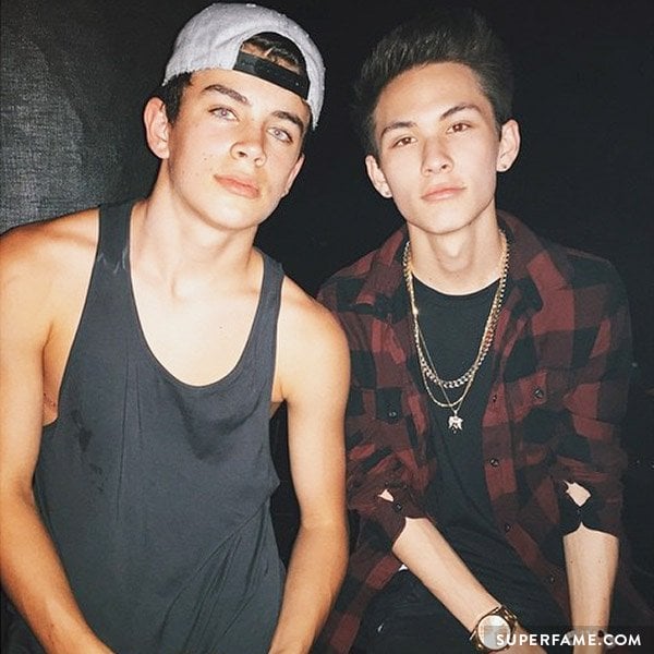 Carter Reynolds with Hayes Grier.