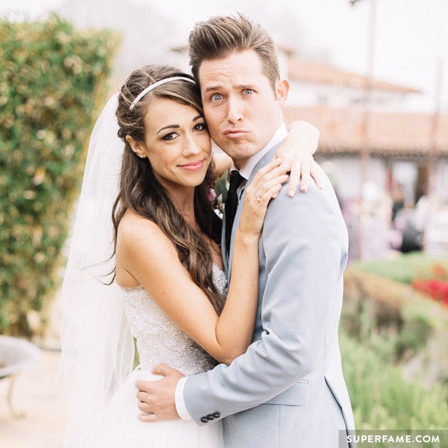 Colleen Ballinger Joshua David Evans Colleen Ballinger Marries Joshua David Evans in a Shock Wedding - Superfame