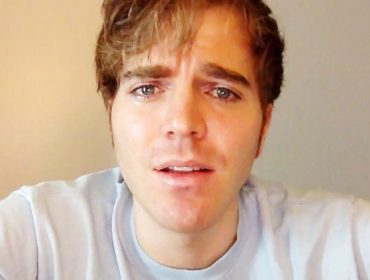 Shane Dawson comes out as bisexual.