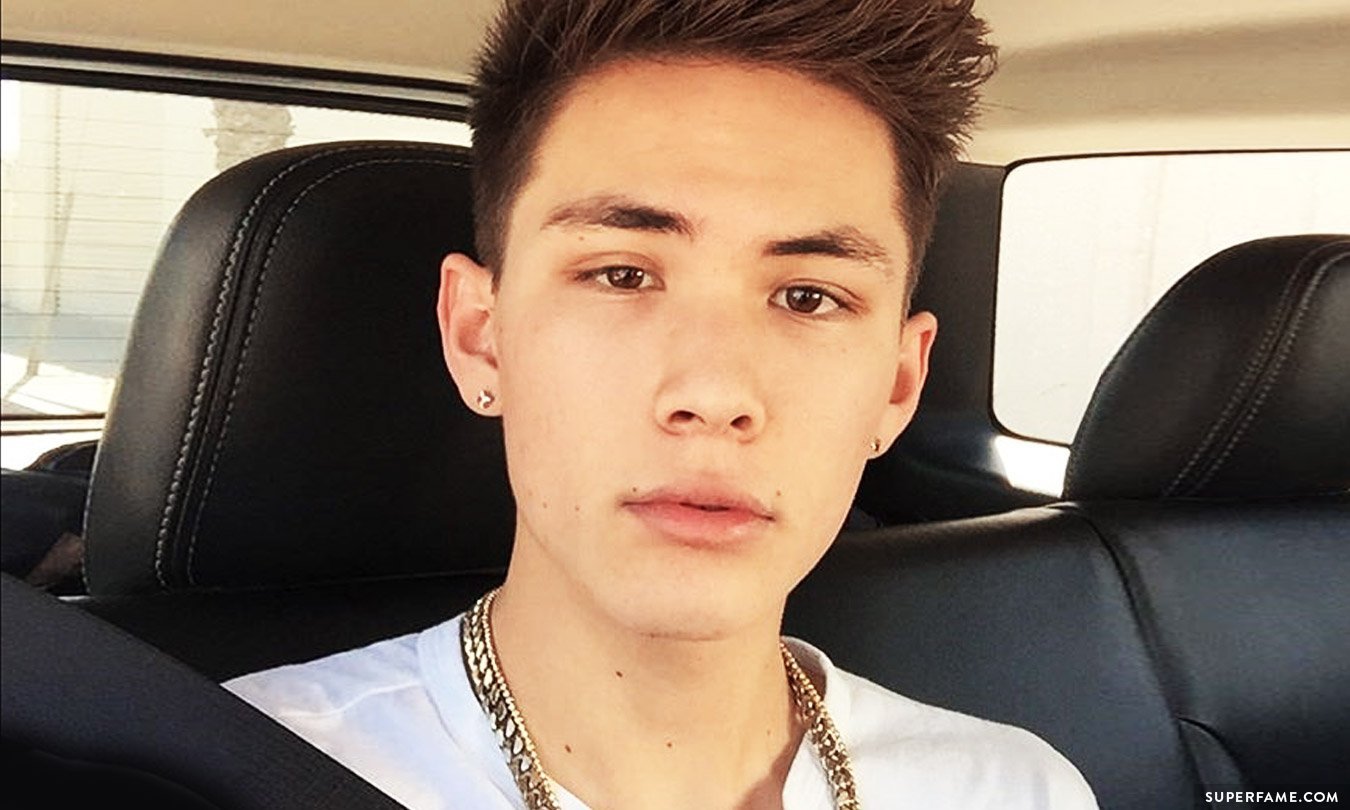 Carter Reynolds Responds to Bisexual Rumors - Superfame