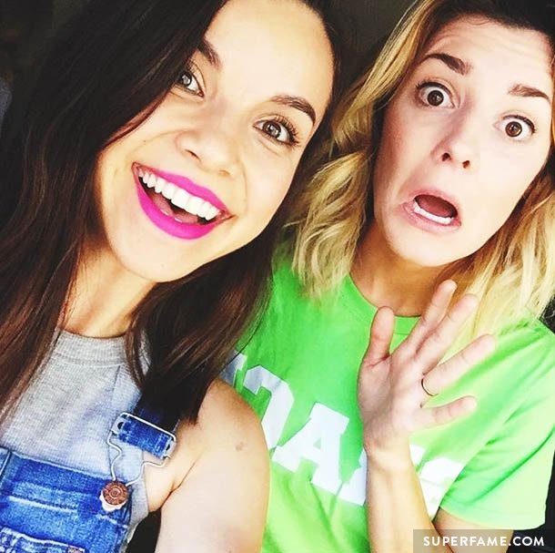 Ingrid Nilsen with good friend Grace Helbig.