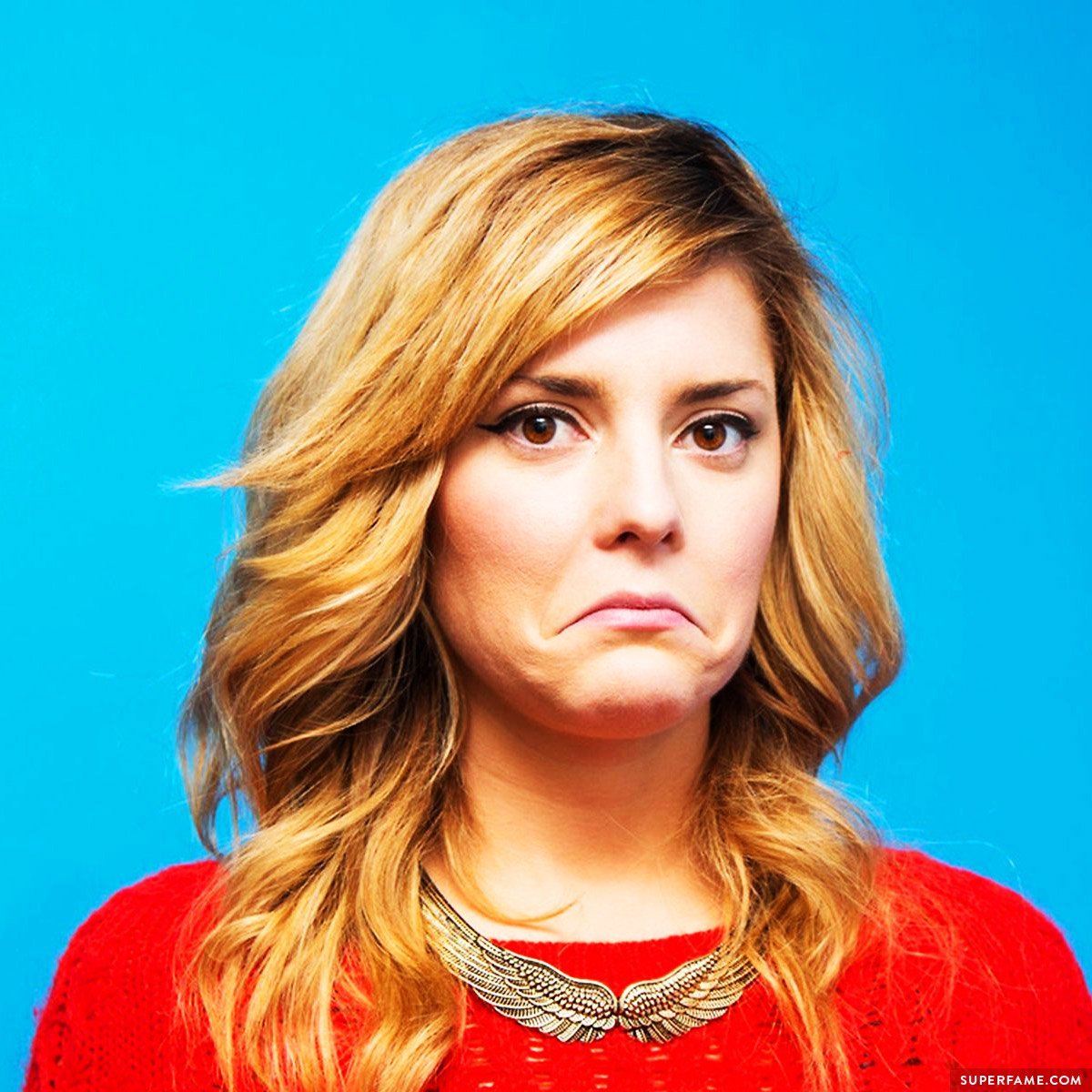 Grace Helbig Hot