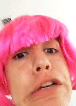 Lohanthony dons a pink wig.