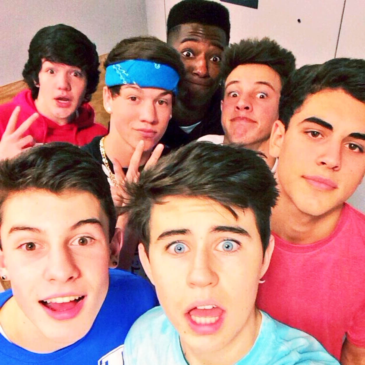 magcon tour members