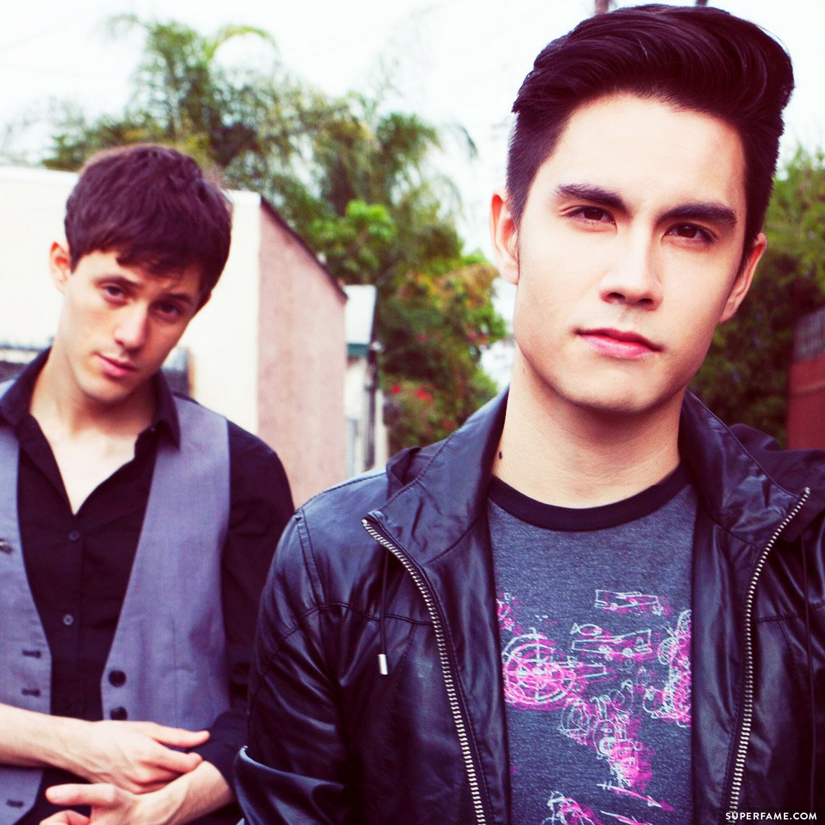 Sam Tsui with Yale friend Kurt Hugo Schneider. 