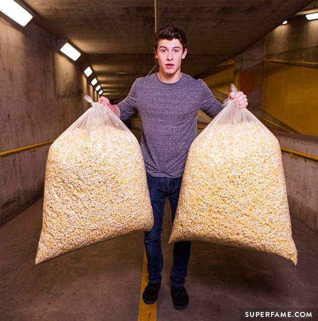 Shawn Mendes.