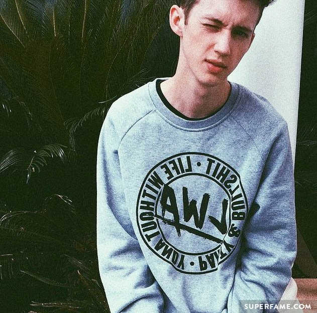 Troye Sivan.