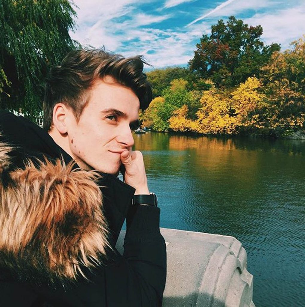 Joe Sugg.