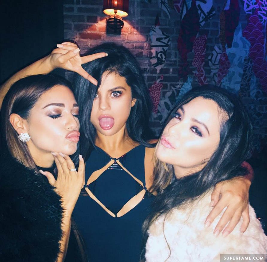 Niki and Gabi with Selena Gomez.