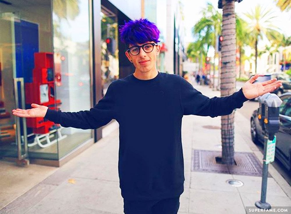 Sam Pepper outside.