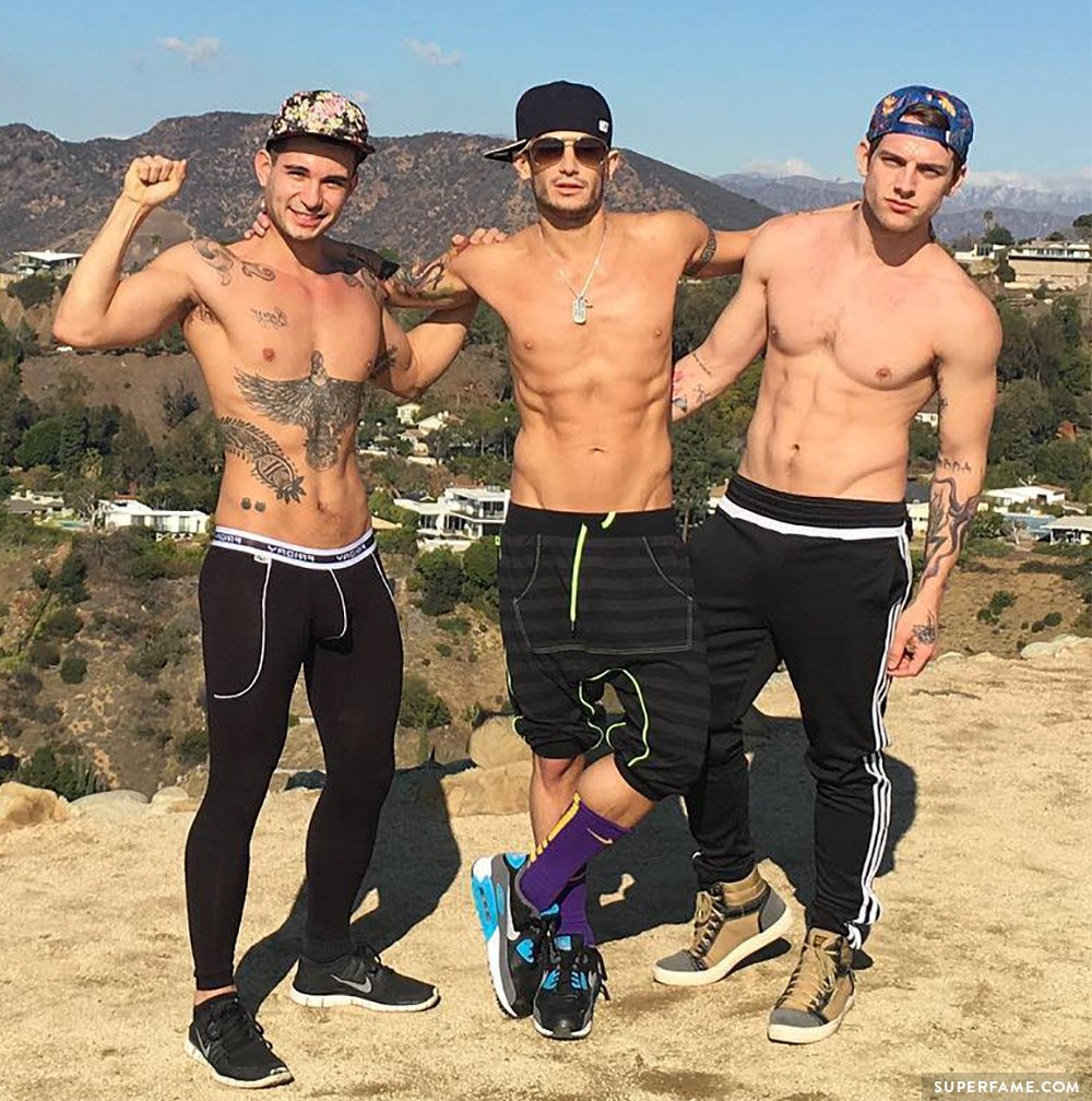 Tayte Hanson and Frankie Grande shirtless.