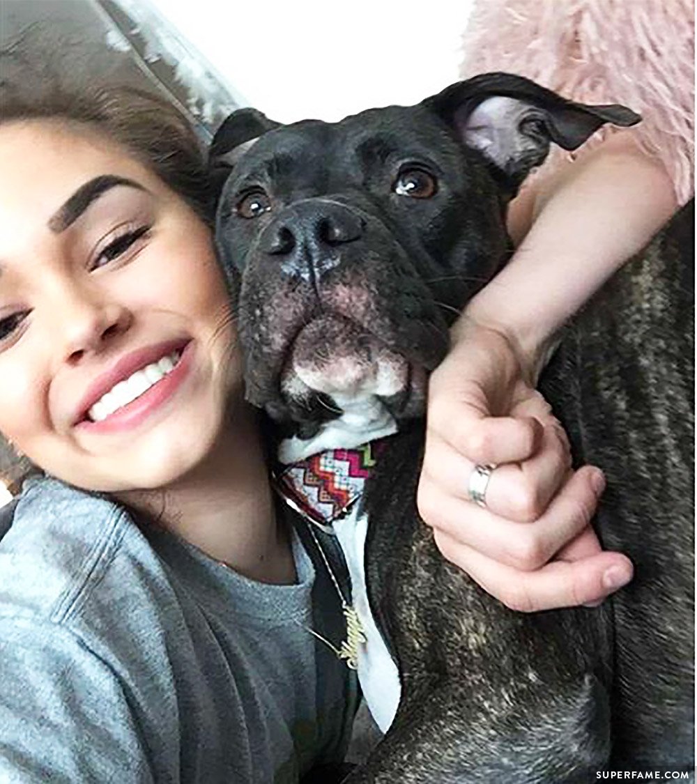 Maggie Lindemann's dog.