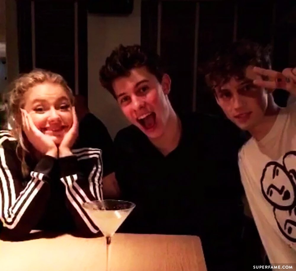 Troye Sivan Shawn Mendes Are Hanging Out Its Adorable