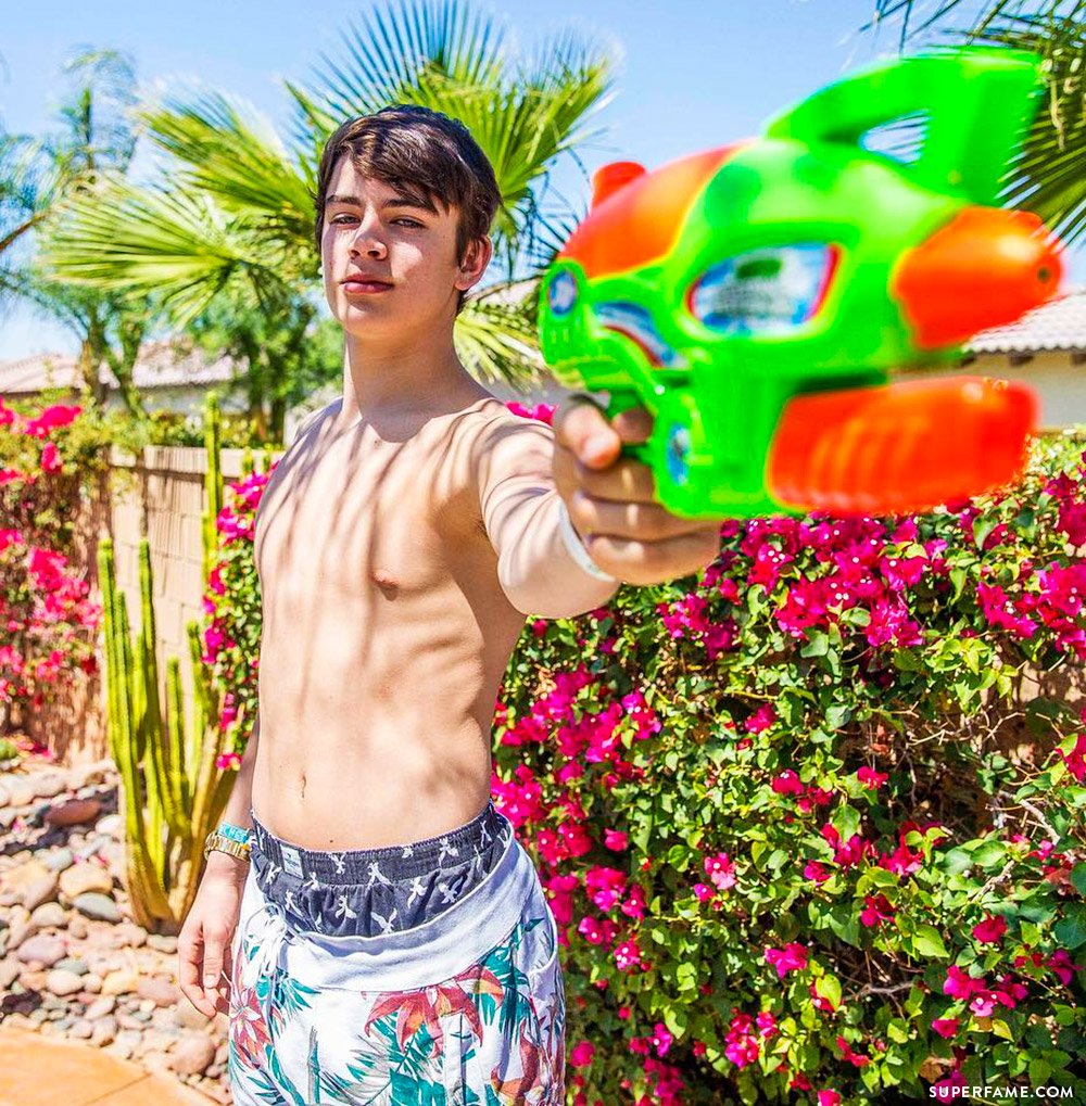 Hayes Grier shirtless.