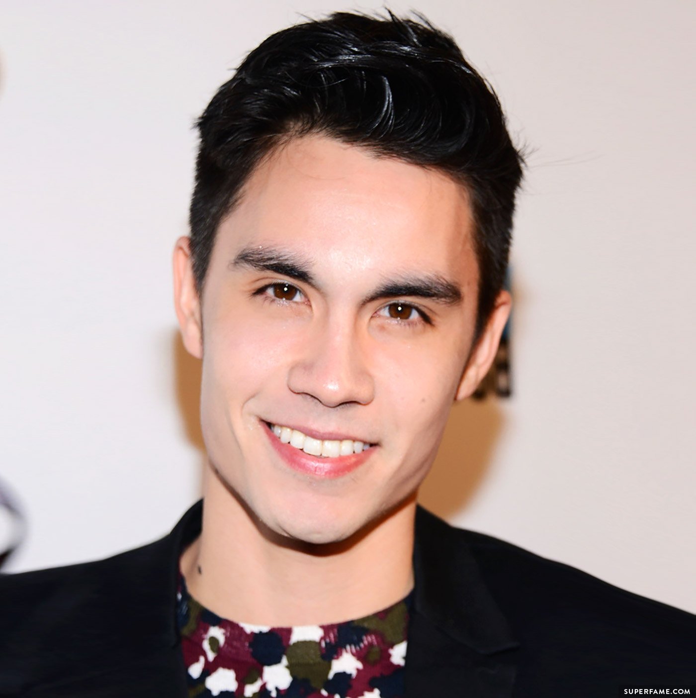 Sam Tsui looking hot.