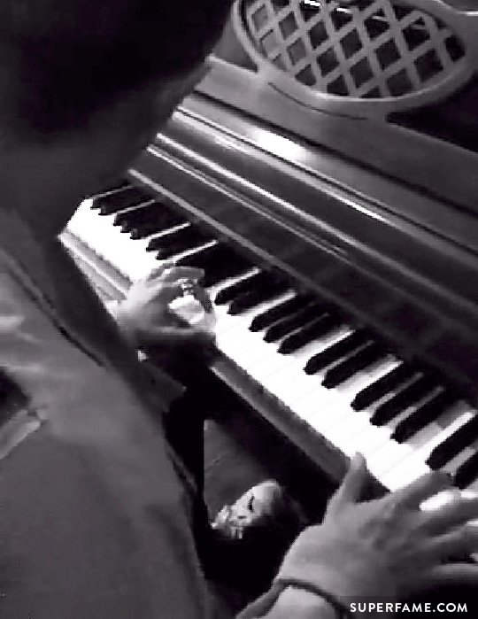 Can Jack J play piano?