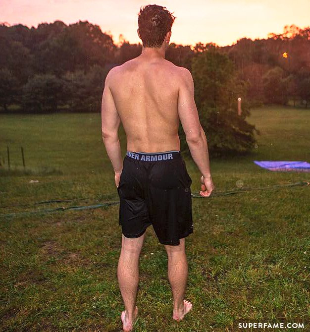 Shawn's muscle back.