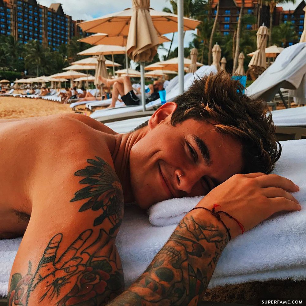 Kian Lawley shirtless.