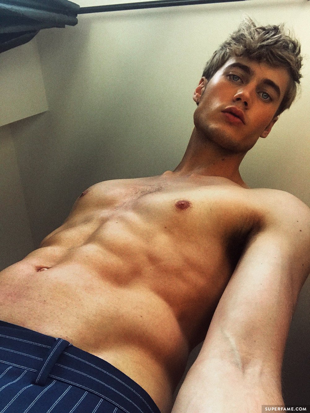 Neels Visser shirtless.