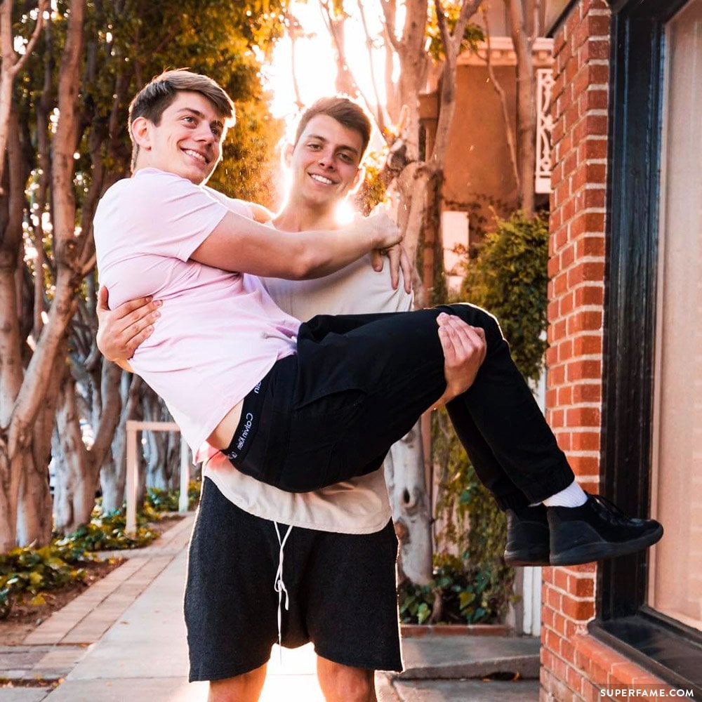 Taylor Giavasis on X: Taylor Giavasis with Nash Grier, Nila Grier